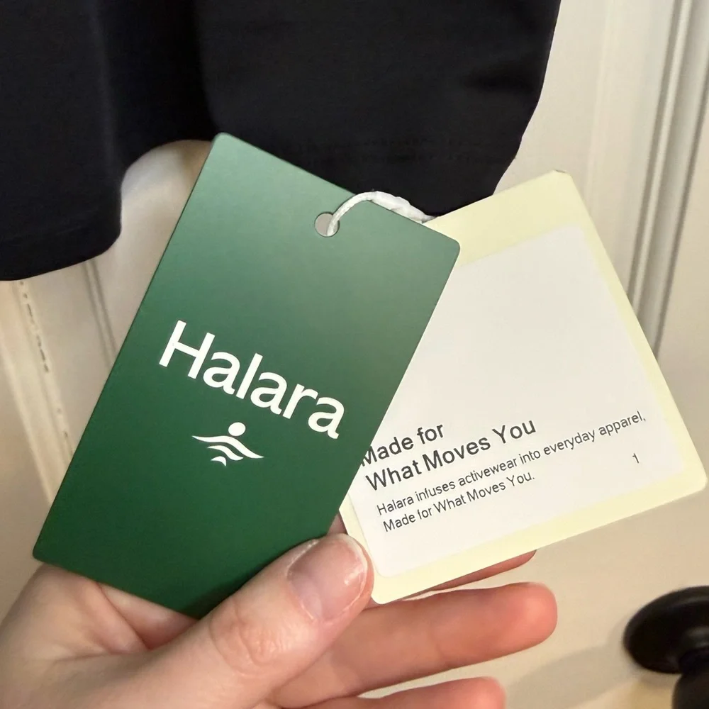 HALARA Square Neck Short Sleeve Casual Top - Picture 2 of 3